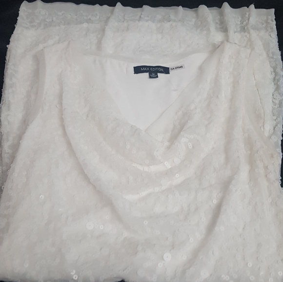 Elegant pure White sequin Dress - Picture 3 of 5